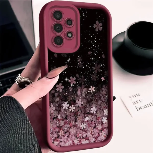 ⁦غلاف هاتف محمول بنمط تصميم شخصي بتصميم نجوم وزهور لامعة⁩ - الصورة ⁦3⁩
