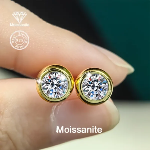 ⁦أقراط مويسانيت بقطر 1 قيراط في فضة 925 - أنيقة وفاخرة، مثالية للارتداء اليومي أو المناسبات الخاصة، هدية مثالية للنساء⁩ - الصورة ⁦6⁩